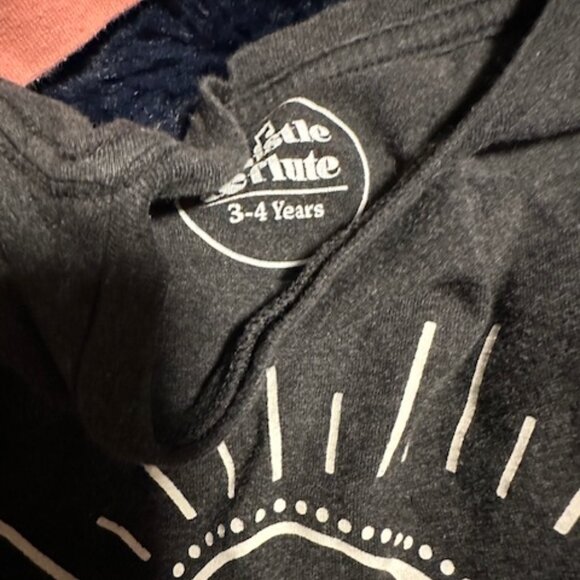 Whistle and flute clothes 1-2 T - Picture 2 of 4